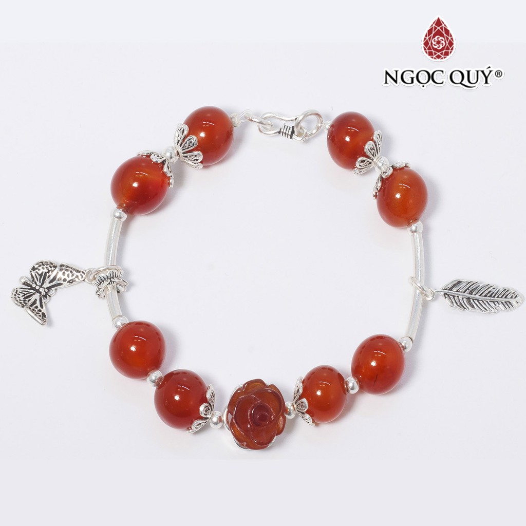 Vòng Tay Đá Mã Não Đỏ Phối Charm Bươm Bướm Size Hạt 8mm - Ngọc Quý