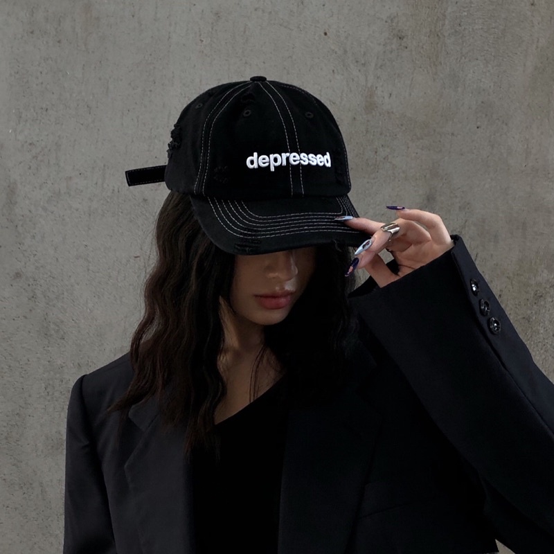 DEPRESSED VINTAGE CAP THE BLACK ADAMS