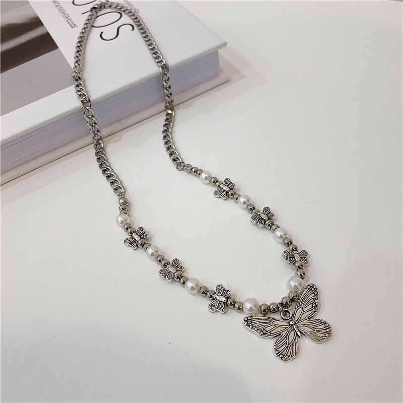 vòng cổ Mặt Bướm Đính Hạt Giả Ngọc Trai