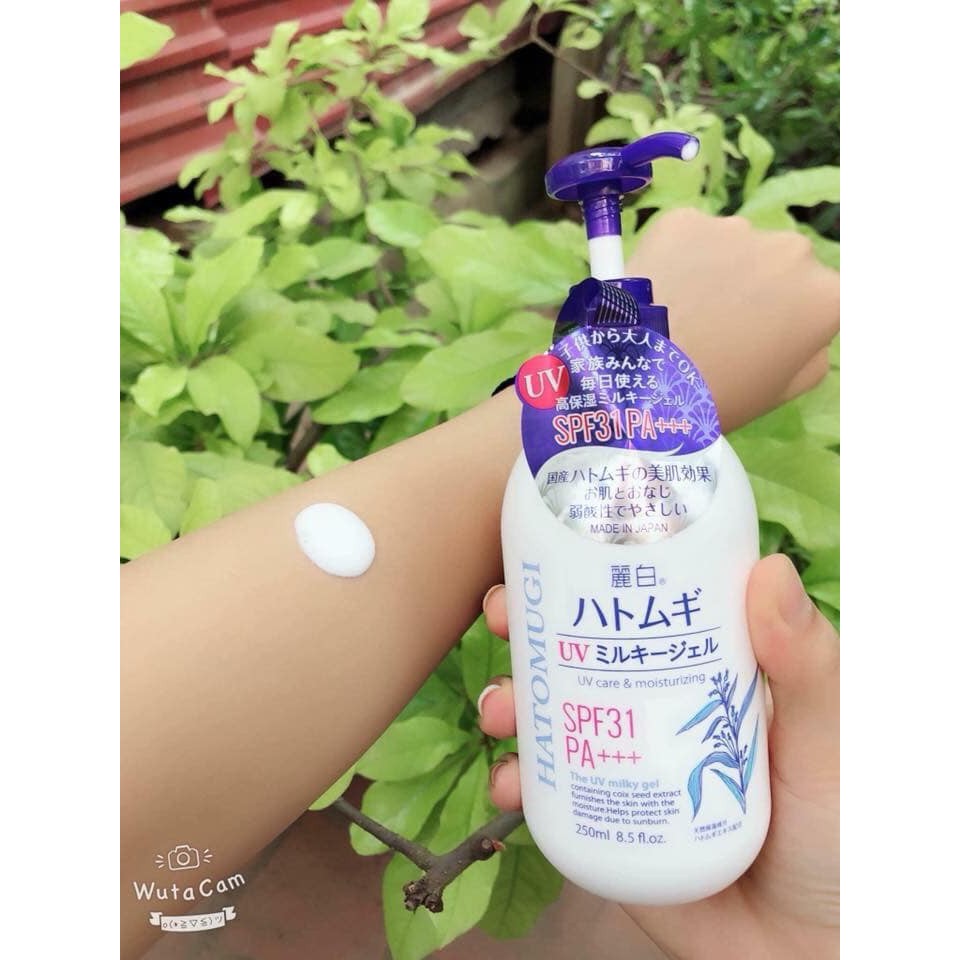 [Giá tốt]  Sữa dưỡng thể chống nắng Hatomugi SPF31 PA+++ 250ml