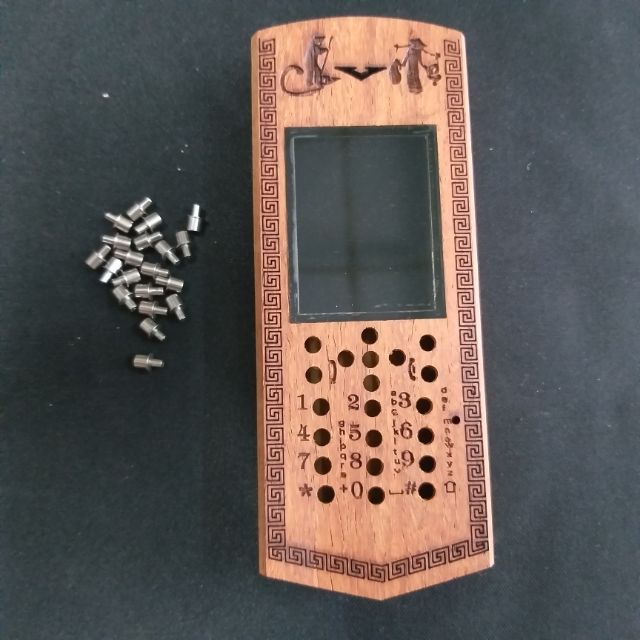 Vỏ gỗ cho điện thoại 2730 mẫu chữ cha mẹ