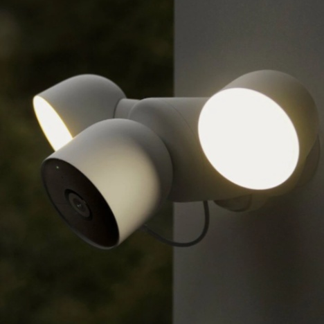 Google Nest Cam with Floodlight, camera cao cấp tích hợp đèn pha LED