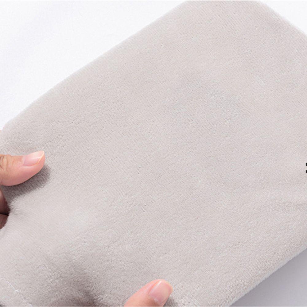 1 Bình Đựng Nước Nóng Giữ Ấm Bụng / Tay / Chân Bằng PVC Mật Độ Cao