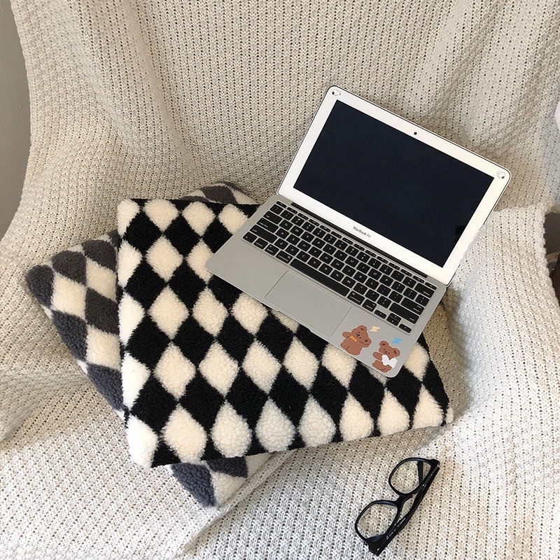 Đệm ngồi/đệm tựa lưng, đệm ghế họa tiết karo thoi phong cách Retro style Hàn
