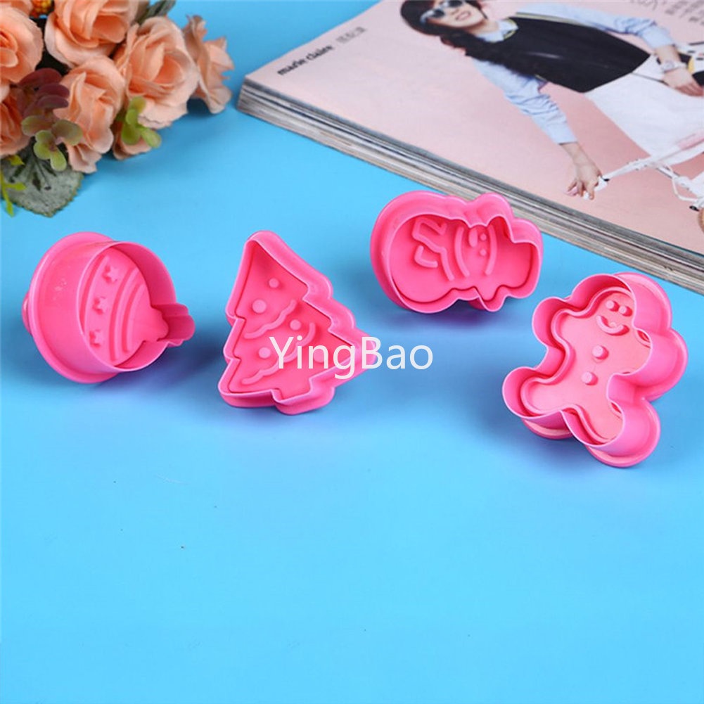 Bộ 4 Khuôn Cắt Bánh Quy Hình Cây Thông 3D Bằng Nhựa