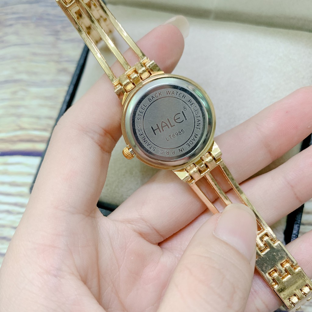 ( SIÊU GIẢM GIÁ ) Đồng Hồ Nữ HALE màu vàng cao cấp | BigBuy360 - bigbuy360.vn