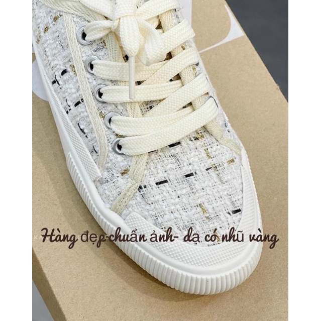 Sục thể thao nữ màu sữa siêu xinh, siêu hot hàng vnxk (phom to)