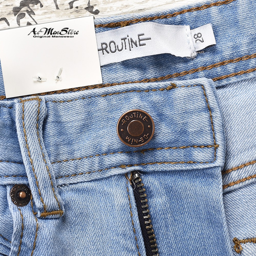 Quần jean nam rách gối xanh nhạt skinny QJRO003-011 của Routine | BigBuy360 - bigbuy360.vn