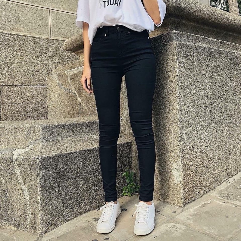 Quần skinny trắng/đen thần thánh