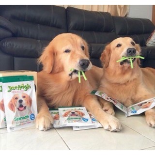 Que thưởng Snack Jerhigh cho chó
