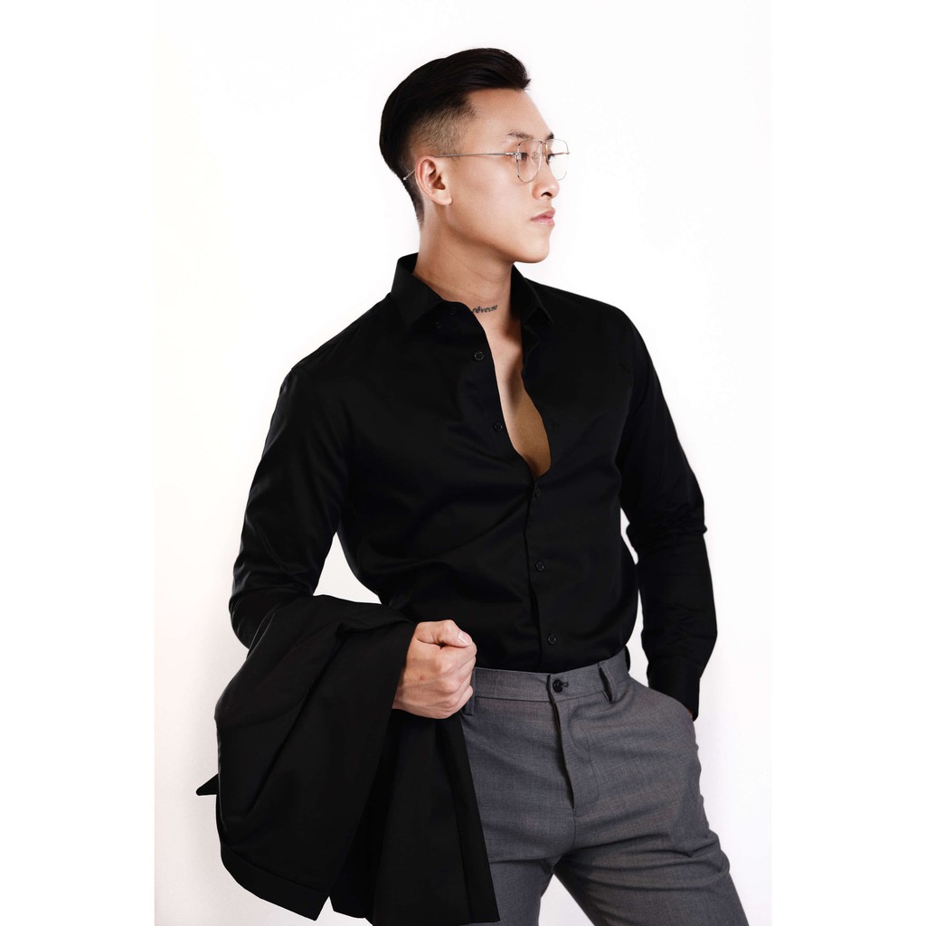 Áo sơ mi nam POTI MAN dài tay vải lụa thái cao cấp, mềm mịn không nhăn thấm hút mồ hôi tốt 2 màu trắng đen | BigBuy360 - bigbuy360.vn