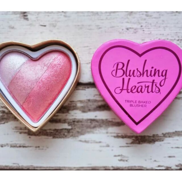 Phấn má hồng I Heart Makeup - Blushing Hearts - Brusting With Love