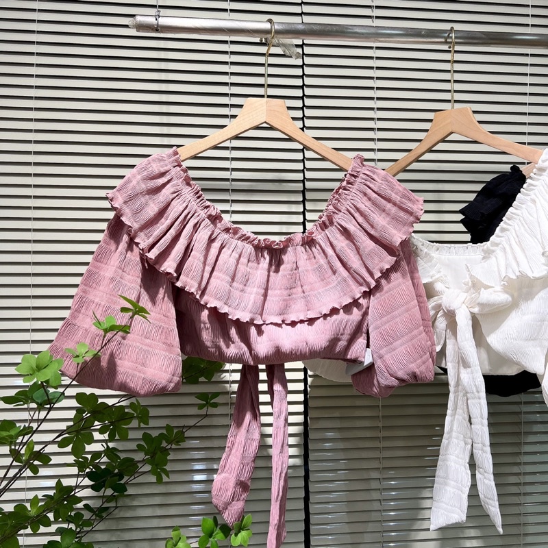Áo croptop cổ bèo dập ly , Peace House Clothing