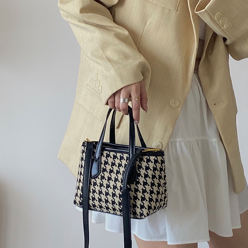 Túi đeo chéo IELGY nhỏ phong cách phương Tây thời trang cao cấp