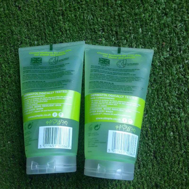 Sữa rửa mặt simple 150ml