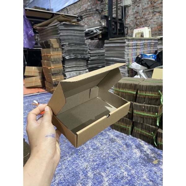 Combo 100 hộp nắp gập đựng phụ kiện 18*12*4