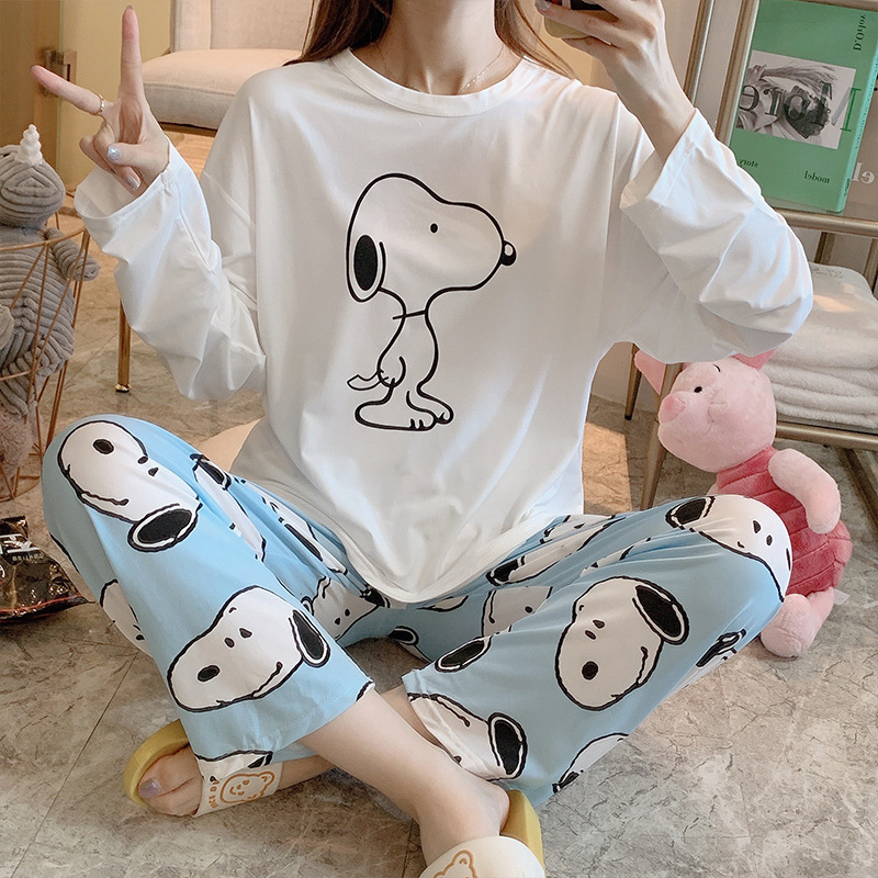 Bộ đồ ngủ gồm áo tay dài + quần dài form rộng in họa tiết hoạt hình trẻ trung | BigBuy360 - bigbuy360.vn