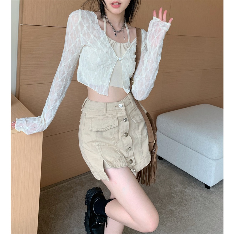 Set áo dây cổ yếm + áo khoác cardigan dài tay chống nắng phong cách thời trang cho nữ