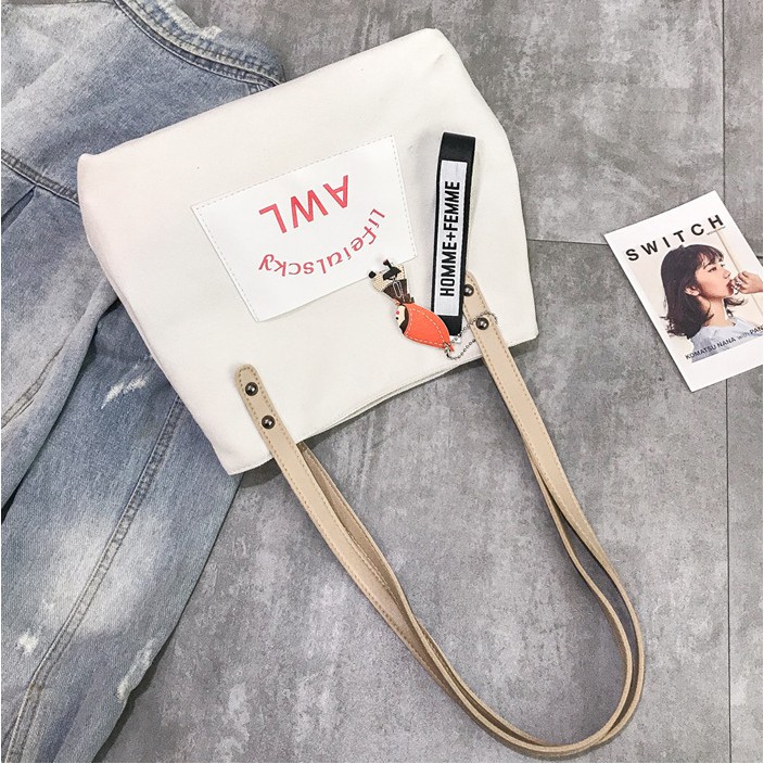 Túi Xách Nữ Túi Đeo Chéo Nữ Thời Trang XM695 Màu Đen Trắng Thiết Kế Nổi Bật Phong Cách Trẻ Hàn Quốc Mới Nhất | BigBuy360 - bigbuy360.vn