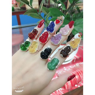 Nhẫn tỳ hưu đủ màu