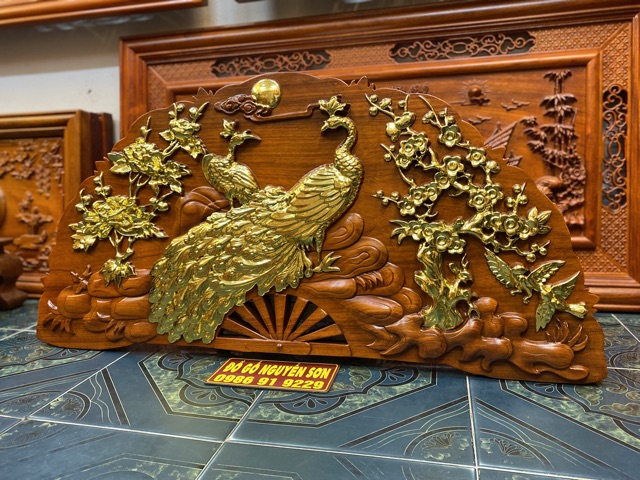 Tranh quạt gỗ phu thê
