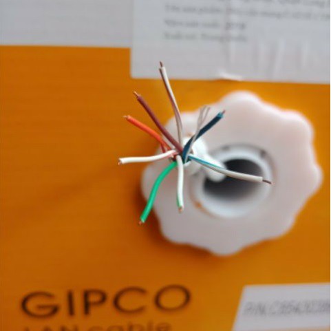 Thùng dây cáp mạng GIPCO - UTP CAT5E - 0386 | ARIGATO - UTP CAT5E - 0520 (305M Trắng)