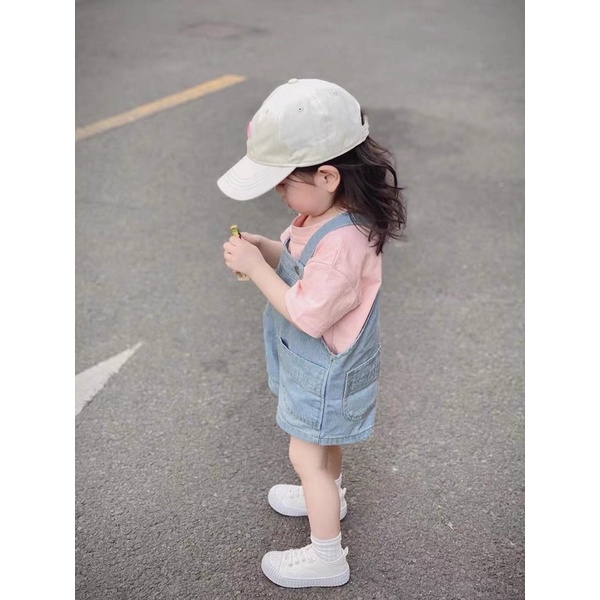 Yếm jean đùi cho bé kèm áo phông