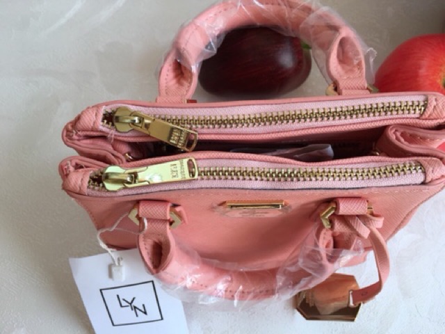 Túi Lyn đeo chéo & cầm tay