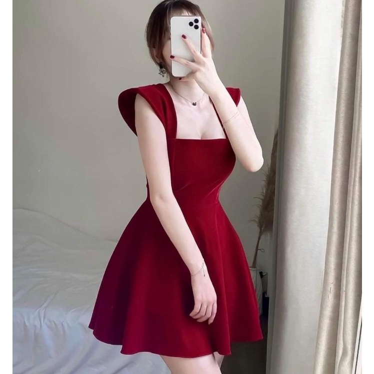 Đầm nhung đỏ cúp 2 dây xòe Jingle Dress