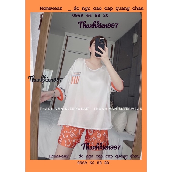 Bộ ngủ lụa cổ tròn quần đùi cao cấp