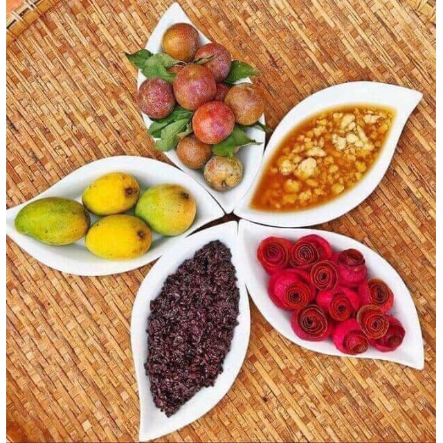 Set bát đĩa đồ ăn khay lá xếp cánh hoa Thuyền trắng trơn