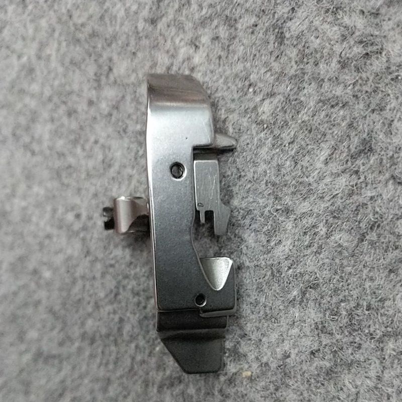 Chân vịt máy vắt sổ 4 chỉ P253E-4