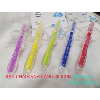Bàn chải đánh răng, chải nướu solicon Gb baby cho bé từ 6m+