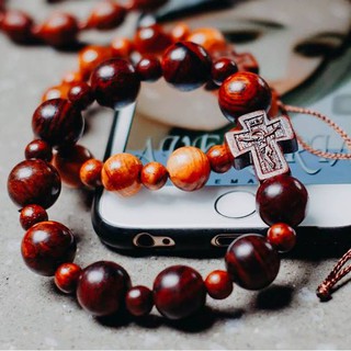 Chuỗi Mân Côi Gỗ Sưa, mặt Thánh giá CNC