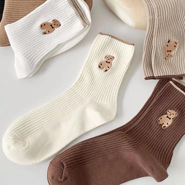 Tất gấu nữ cổ cao vải cotton phong cách Hàn Quốc