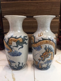Lọ hoa 30 cm men rạn đắp nổi