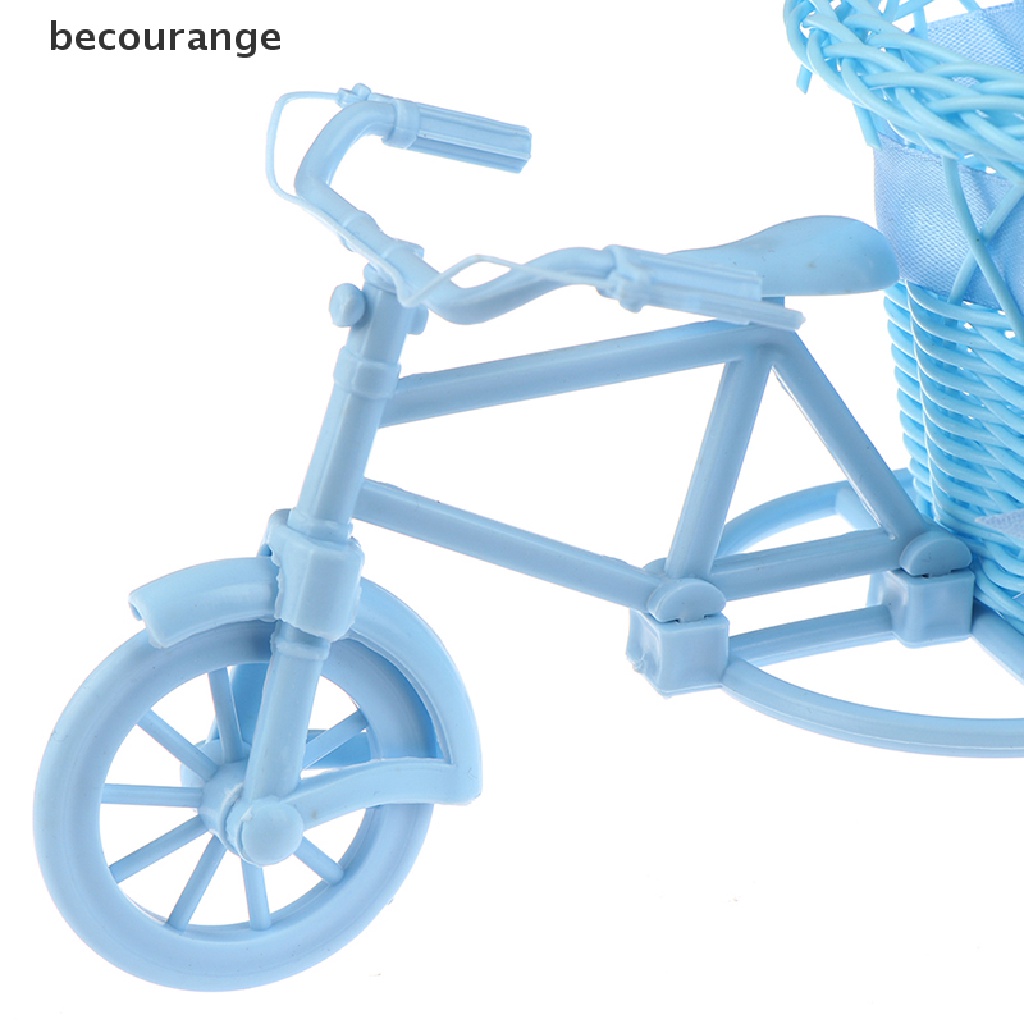 Giỏ hoa hình xe đạp ba bánh độc đáo dùng trang trí