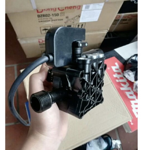 Đầu bơm Thay thế máy rửa xe mini Máy xịt Nước áp lực cao , loại Thông Dụng
