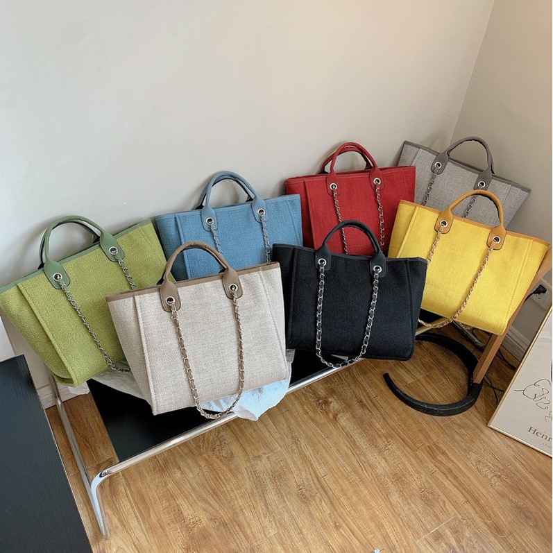 Túi Xách Canvas Cỡ Lớn Phối Dây Xích Phong Cách Hàn Quốc