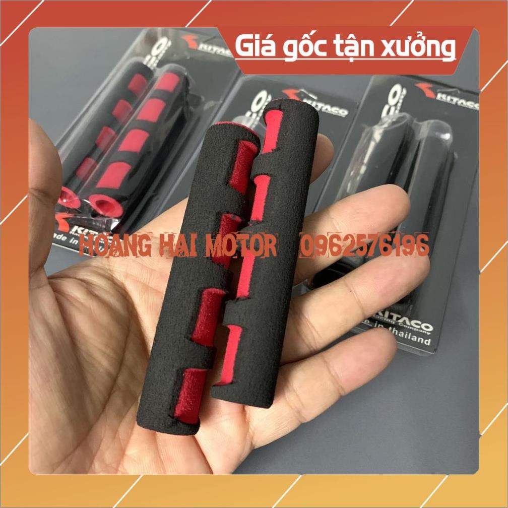 Cặp mút bọc tay thắng xe máy, chống chơn trượt - 2 màu đỏ đen [màu ngẫu nhiên, giá 1 cặp]