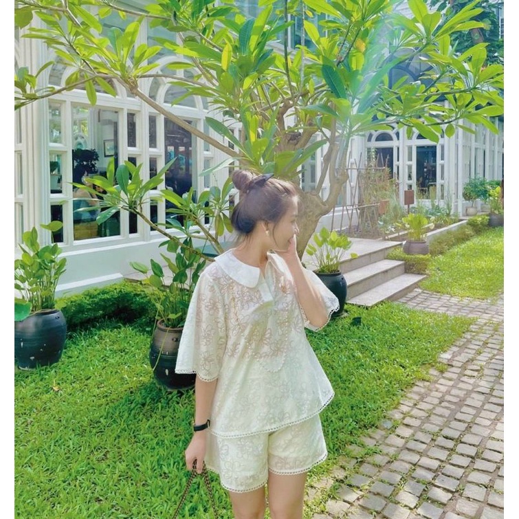 Set áo trắng cổ sen ren tròn kèm quần short ren có lớp lót trong mát chất vải cao cấp loại 1