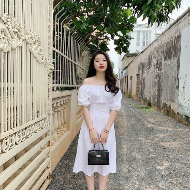 Đầm trắng bẹt vai