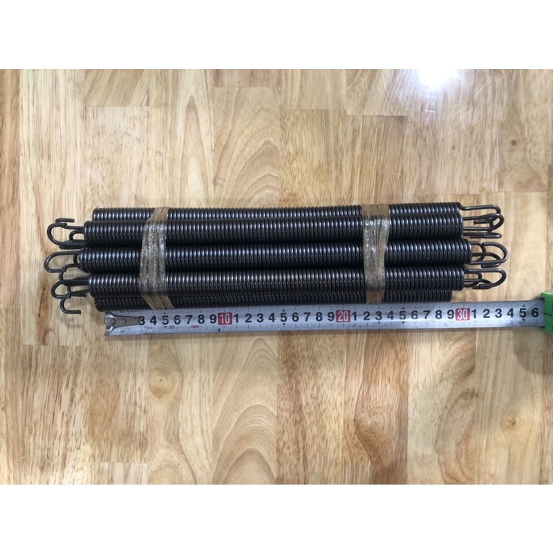 Lò Xo kéo trục Z máy CNC .Được làm bằng thép cường độ cao,chiều dài 20cm,25c và 30cm là loại thông dụng nhẩt hiện nay
