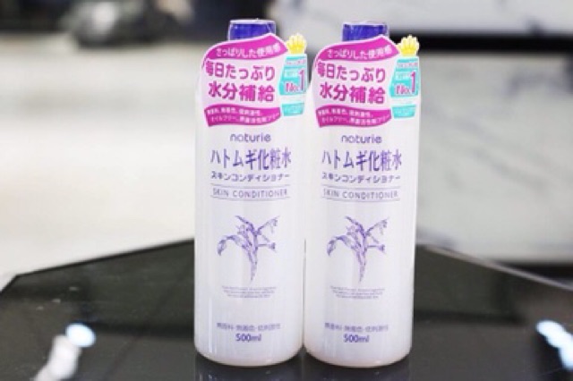 Nước hoa hồng hạt ý dĩ Naturie Hatomugi Toner