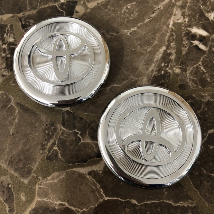 Sản Phẩm Logo chụp mâm, ốp lazang bánh xe ô tô Toyota đường kính 68mm .