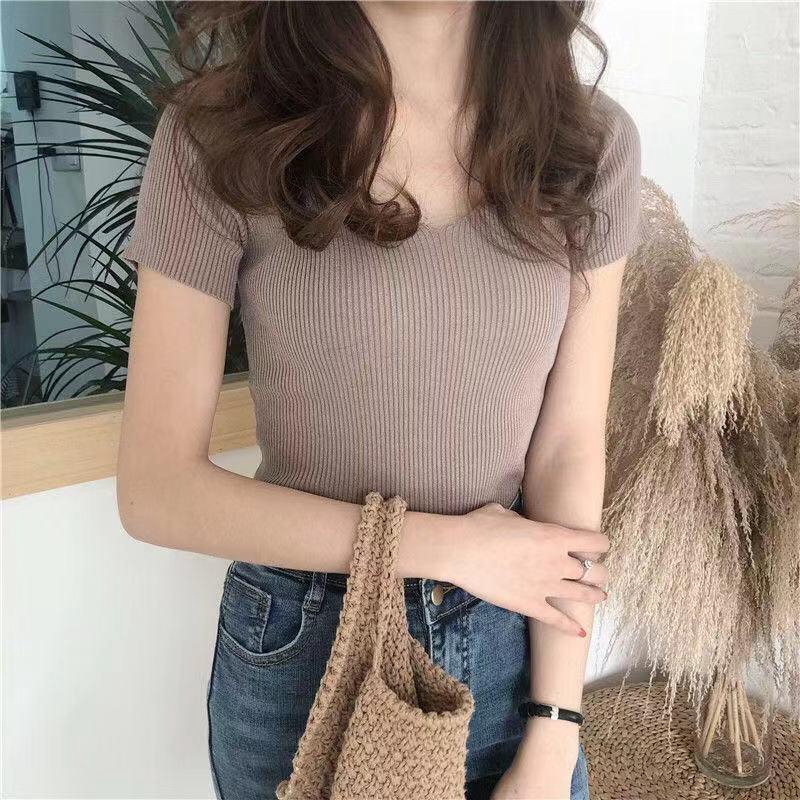 Áo thun nữ ngắn tay cổ chữ V thời trang Hàn Quốc