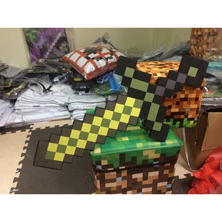 Kiếm vàng minecraft