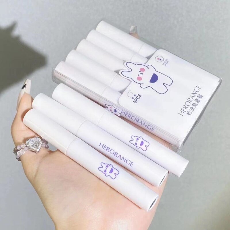 [Hàng mới về] Set 5 son môi kháng nước lâu phai thiết kế vỏ in hình thỏ con xinh xắn