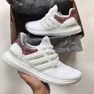 Giầy Ultra Boost ( gót thổ cẩm)