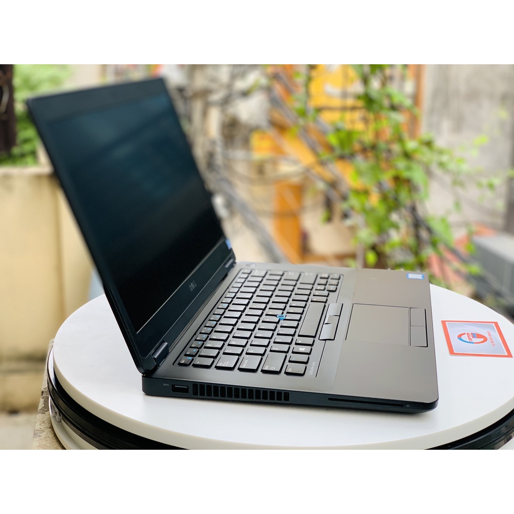 Dell Latitude E5480 mỏng nhẹ (i7 6600U, 8G, 256G, GT 930MX, 14IN FHD) laptop chơi game cơ bản đồ họa